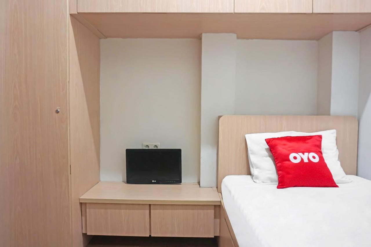 Spot On 91821 The Packer Lodge Jakarta Extérieur photo