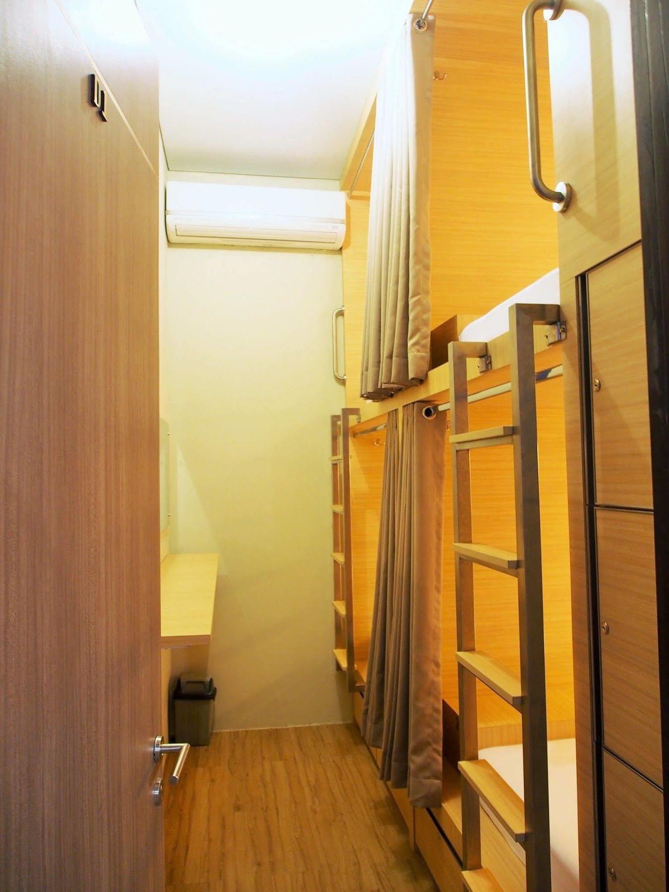 Spot On 91821 The Packer Lodge Jakarta Extérieur photo